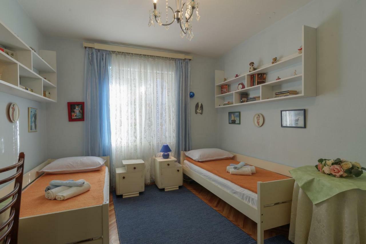 Rooms Mirjana - Centre Of Trogir Eksteriør billede